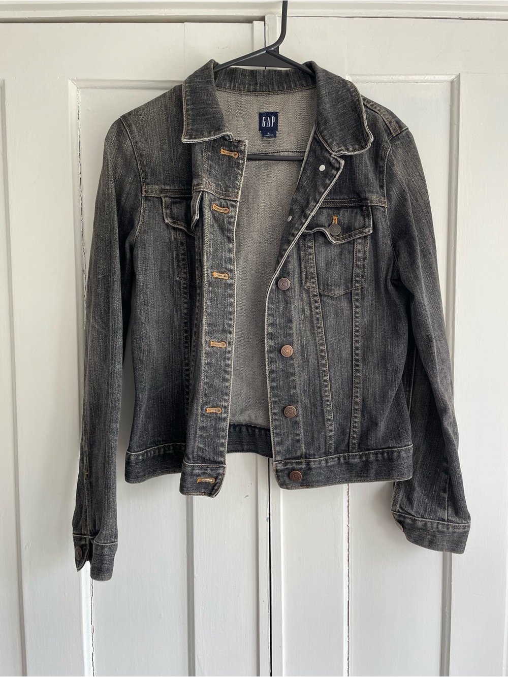 GAP Vintage Y2K Faded Black Denim Jacket Women’s Size Small Jean EUC
